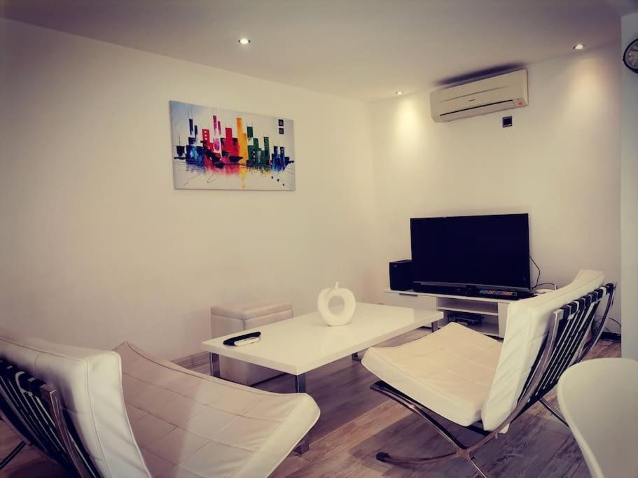 Lovely Two Bedrooms Apartment. Flic-en-Flacq Exterior foto
